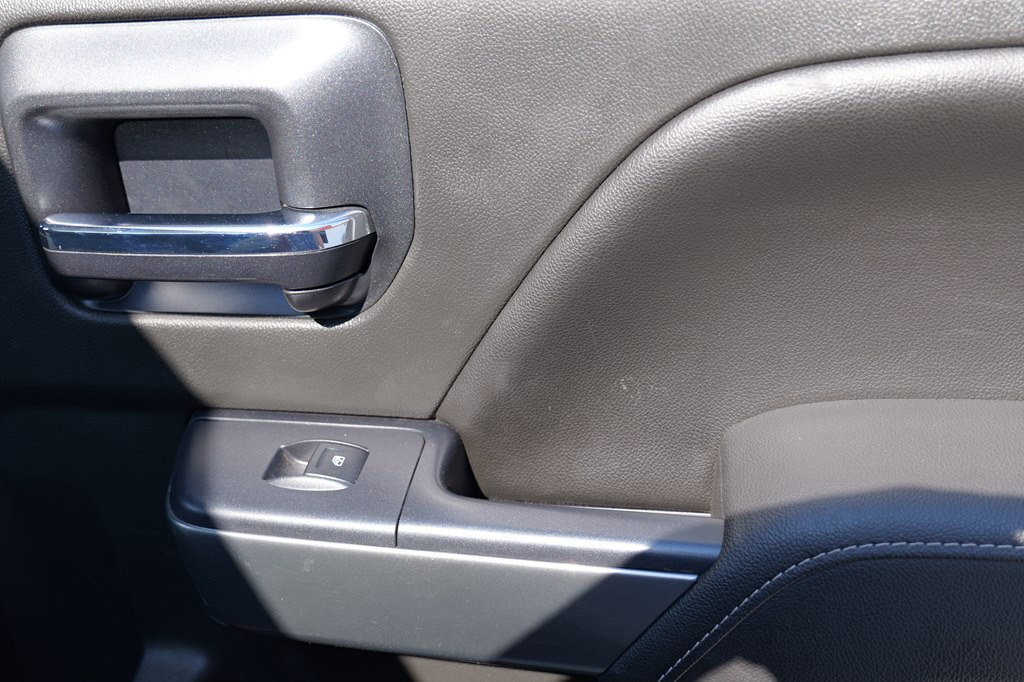 2015 Chevrolet Silverado 1500 Image 32