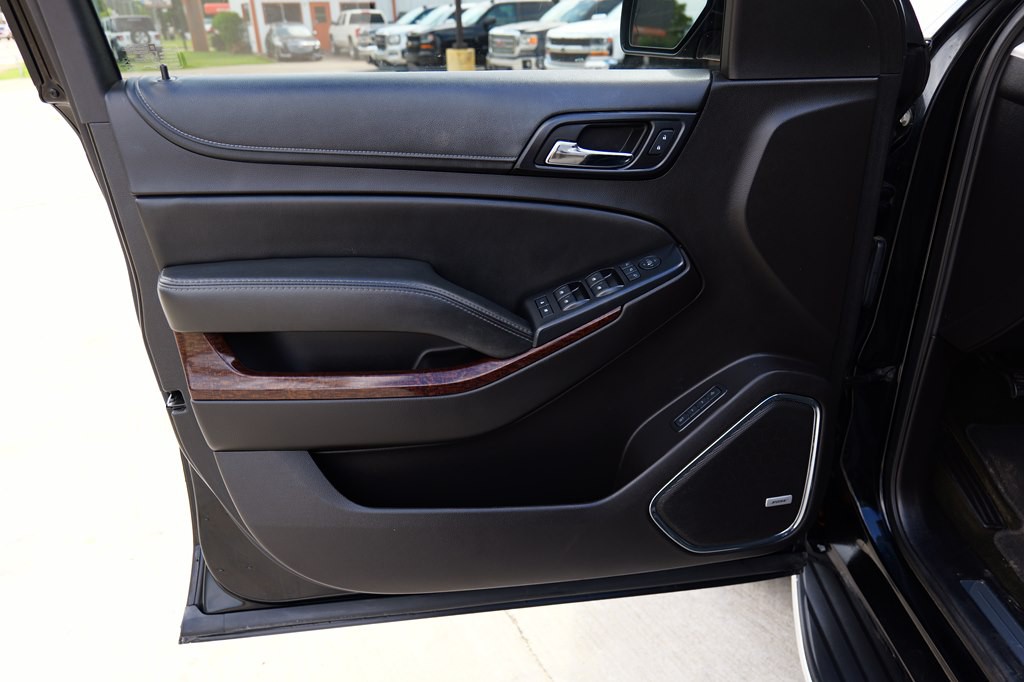 2017 GMC Yukon Image 9