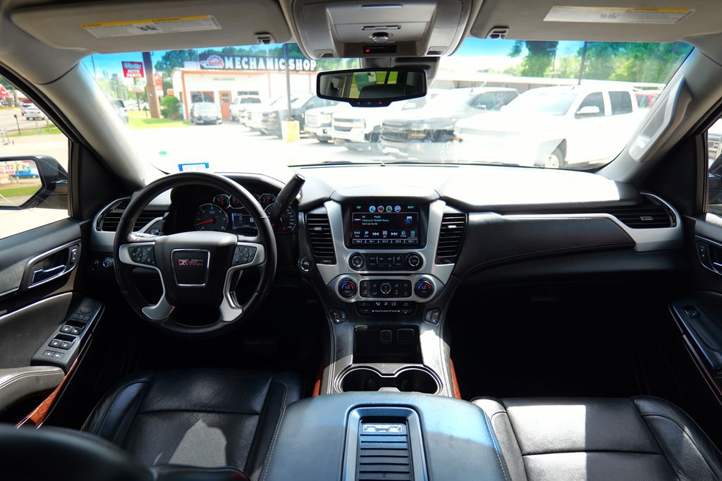 2017 GMC Yukon Image 39
