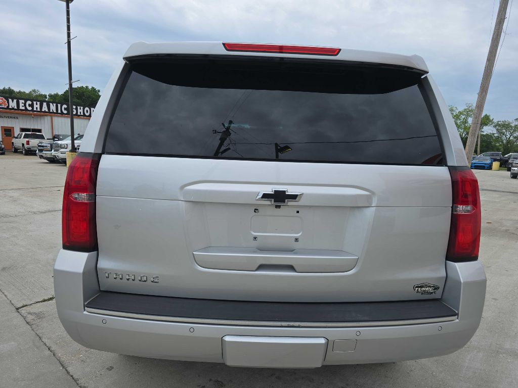 2017 Chevrolet Tahoe Image 5