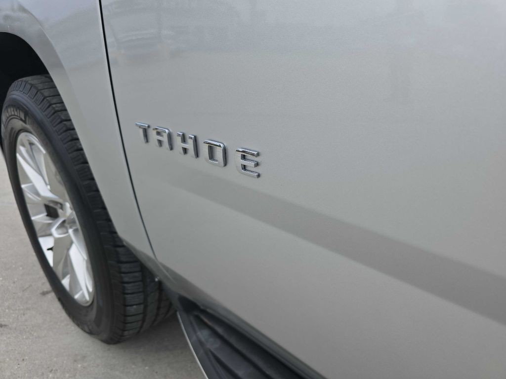 2017 Chevrolet Tahoe Image 9