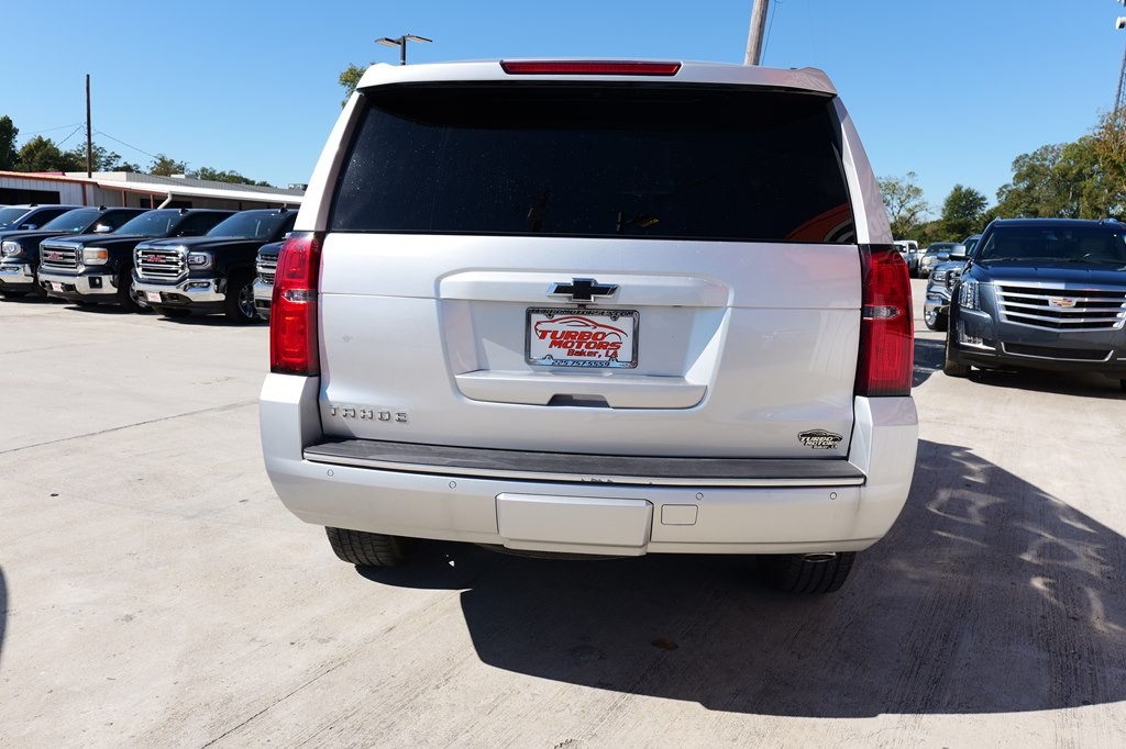 2017 Chevrolet Tahoe Image 6