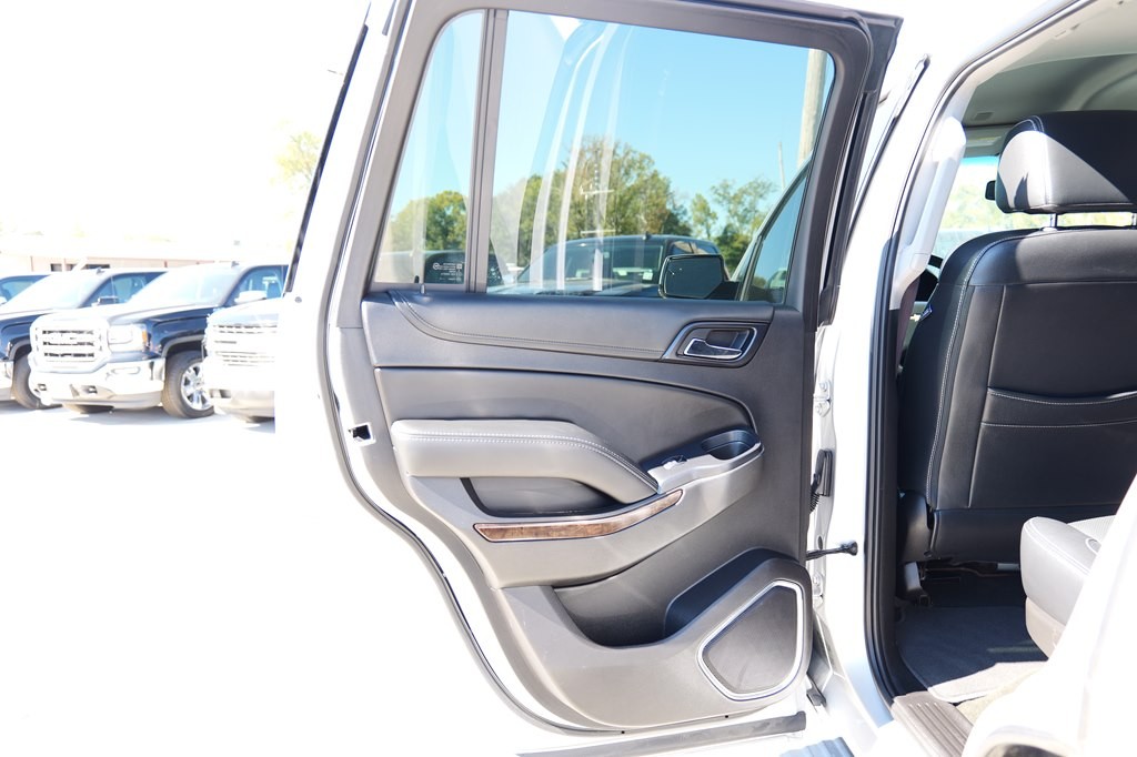 2017 Chevrolet Tahoe Image 30
