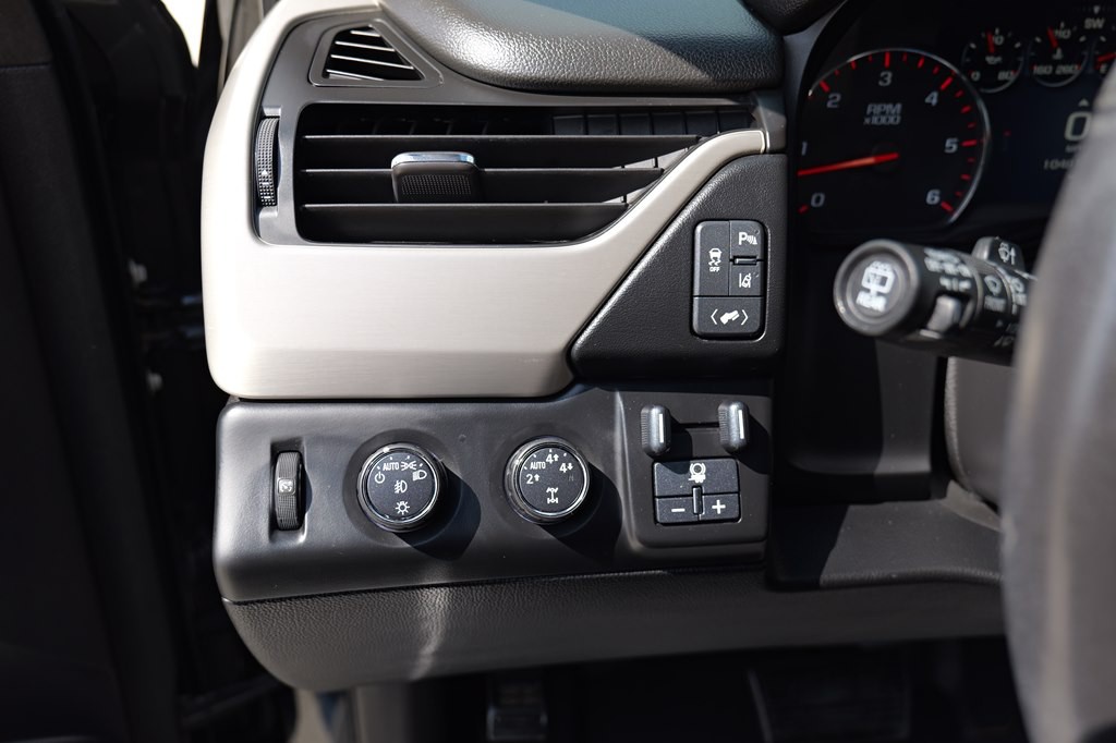 2015 GMC Yukon Image 13