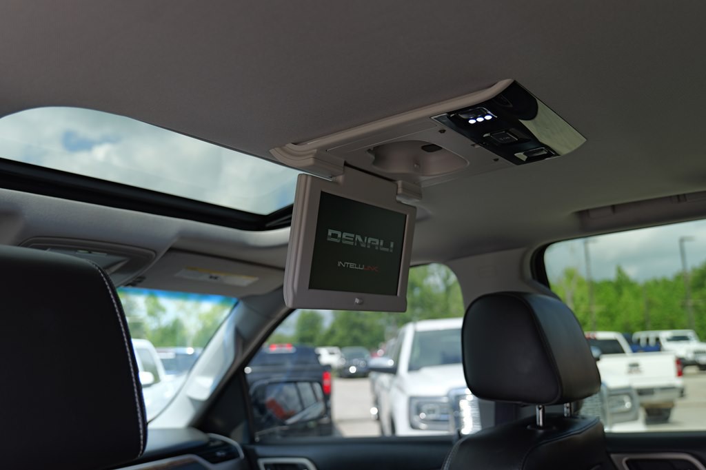 2015 GMC Yukon Image 18