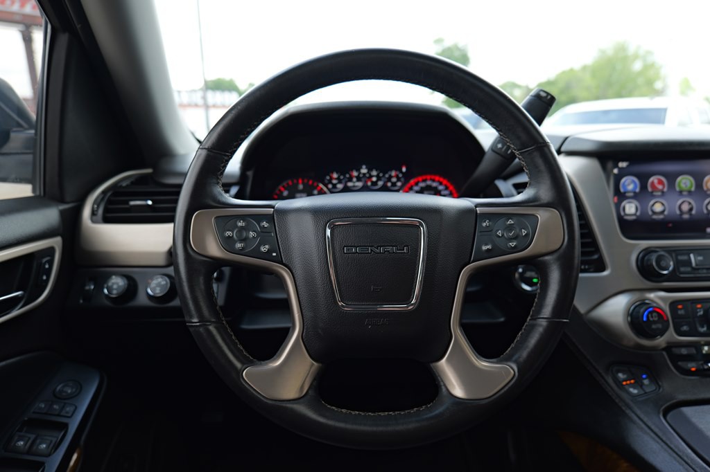 2015 GMC Yukon Image 43