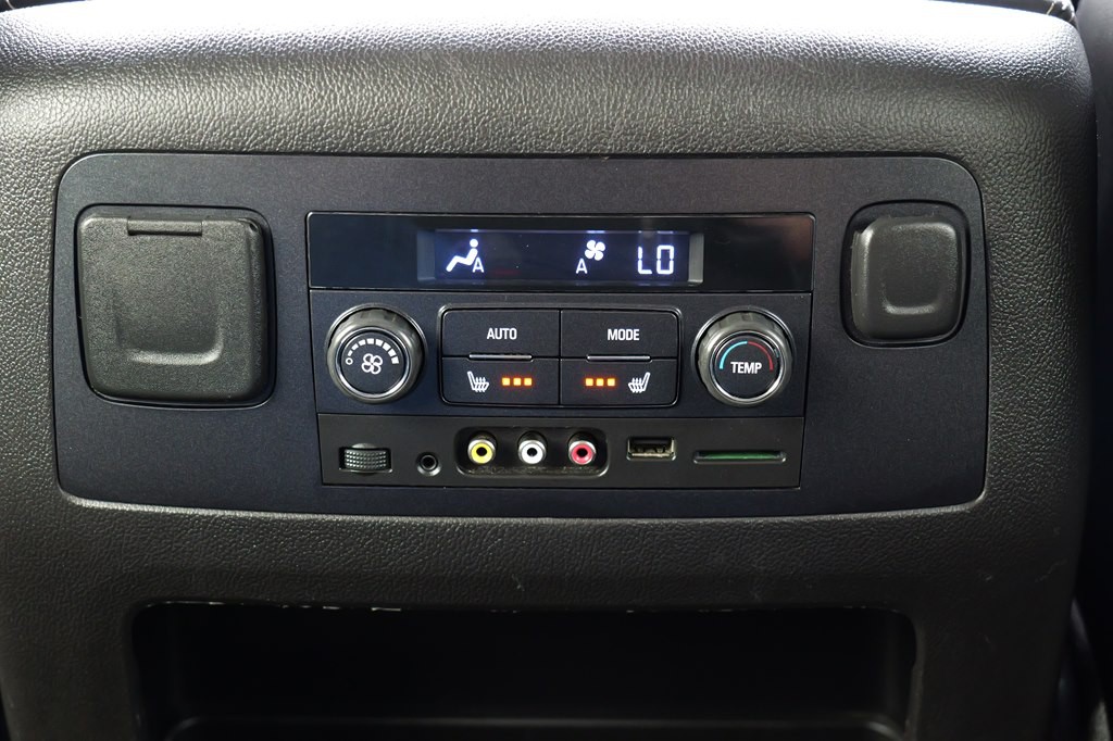 2015 GMC Yukon Image 56