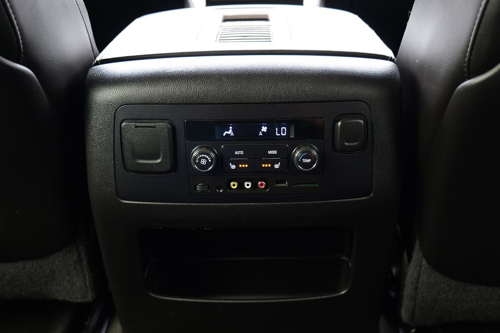 2015 GMC Yukon Image 57