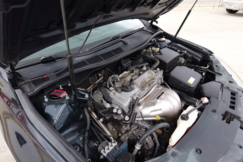 2016 Toyota Camry Image 45