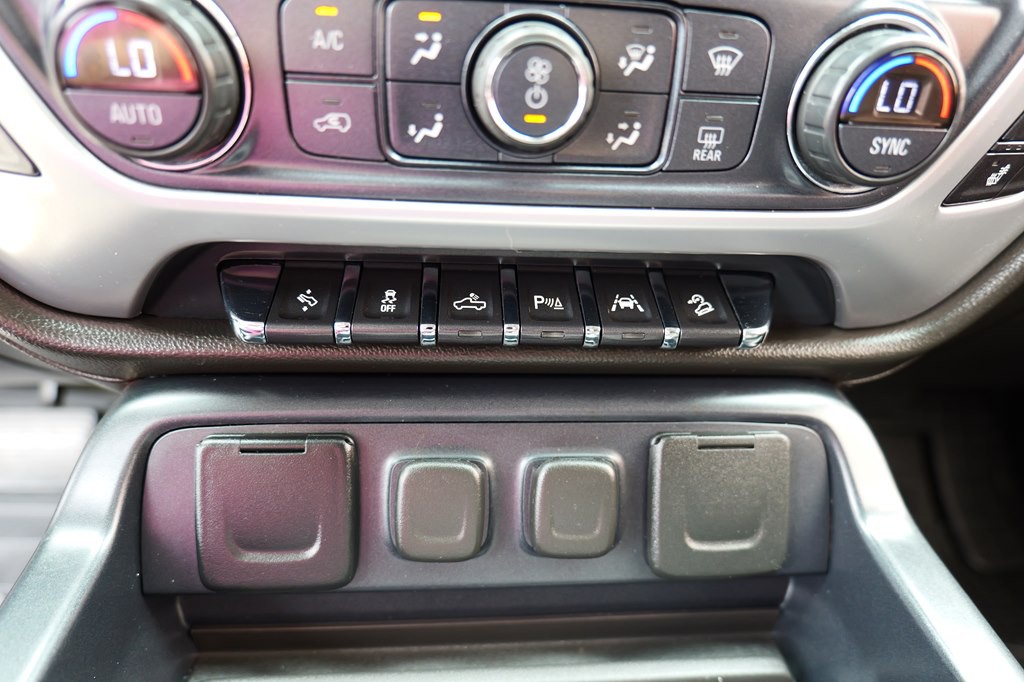 2017 GMC Sierra Image 24