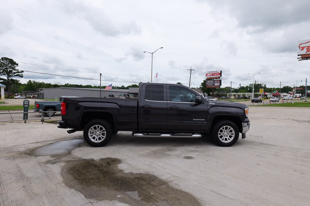 2015 GMC Sierra Image 4