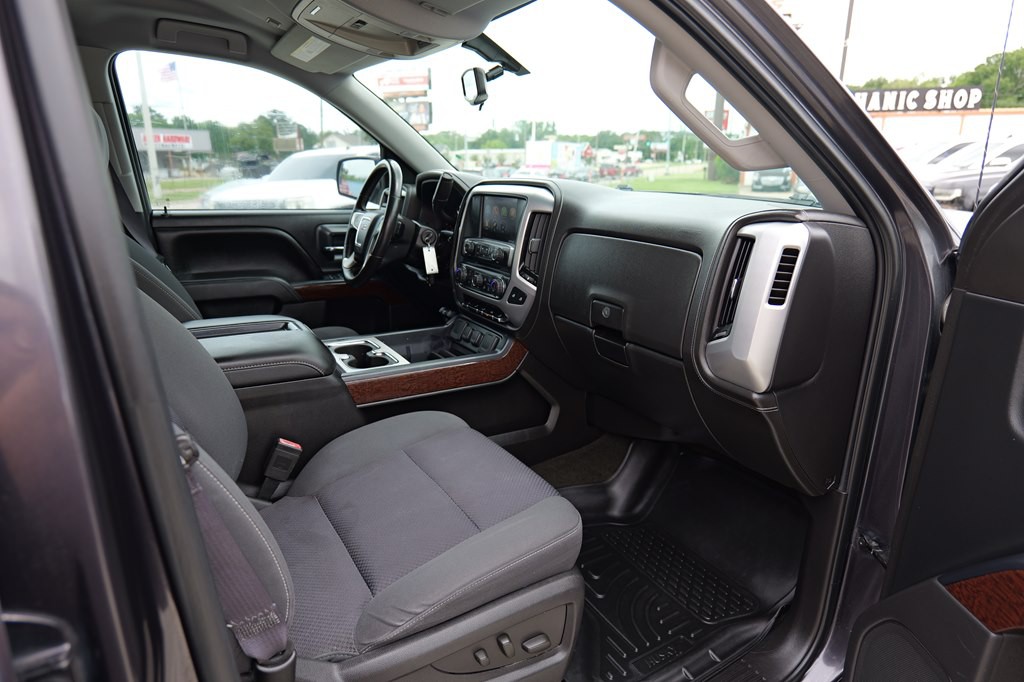 2015 GMC Sierra Image 23