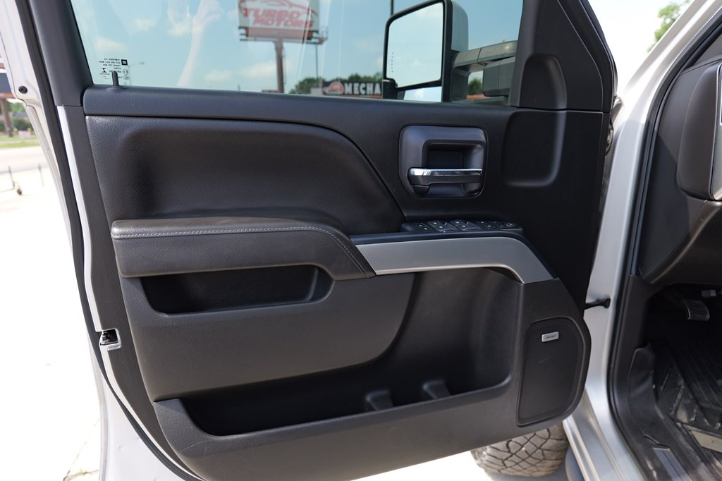2018 Chevrolet Silverado 1500 Image 10