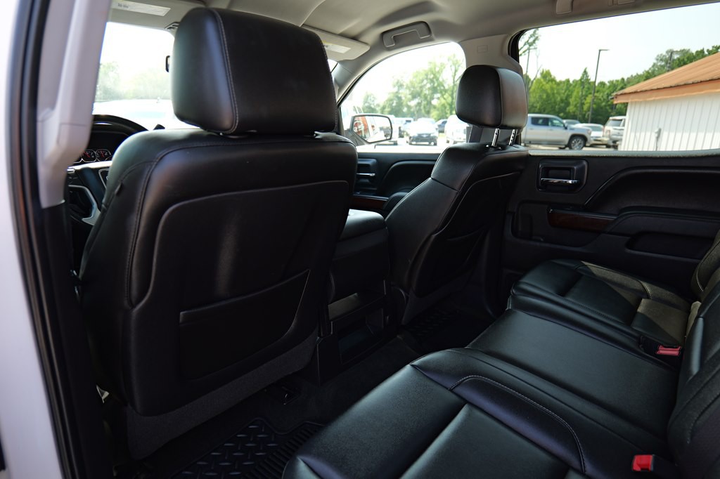 2015 GMC Sierra Image 16
