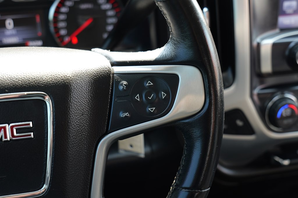 2015 GMC Sierra Image 33