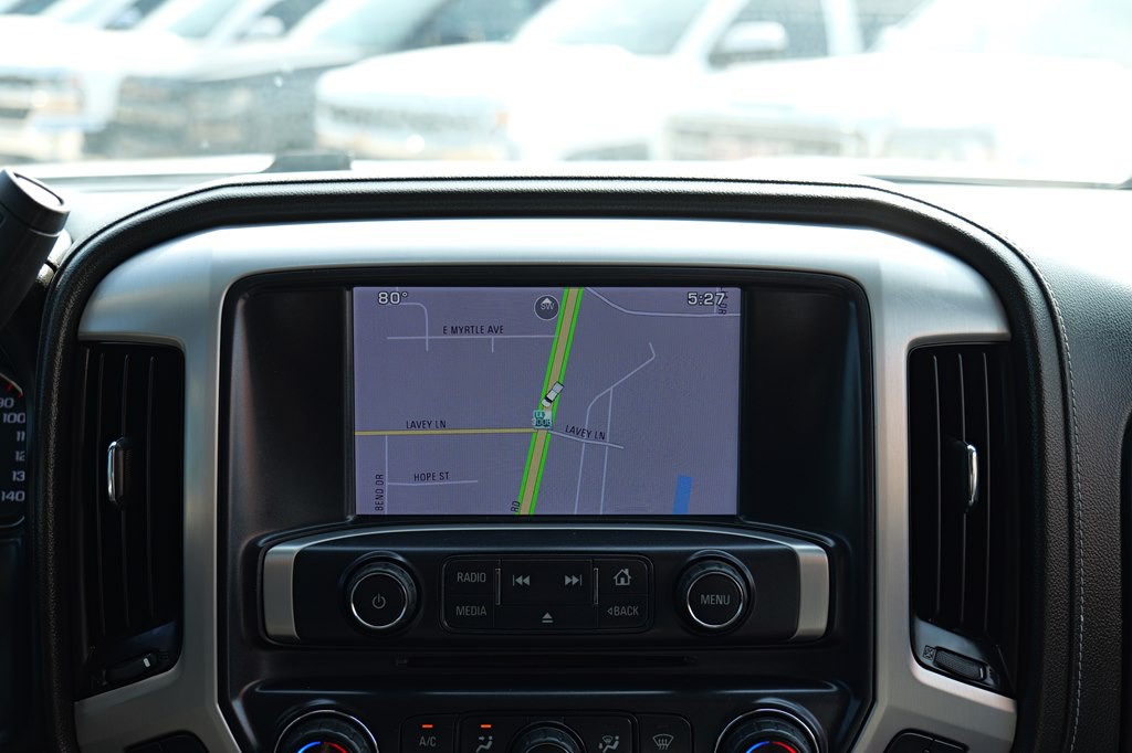 2015 GMC Sierra Image 38