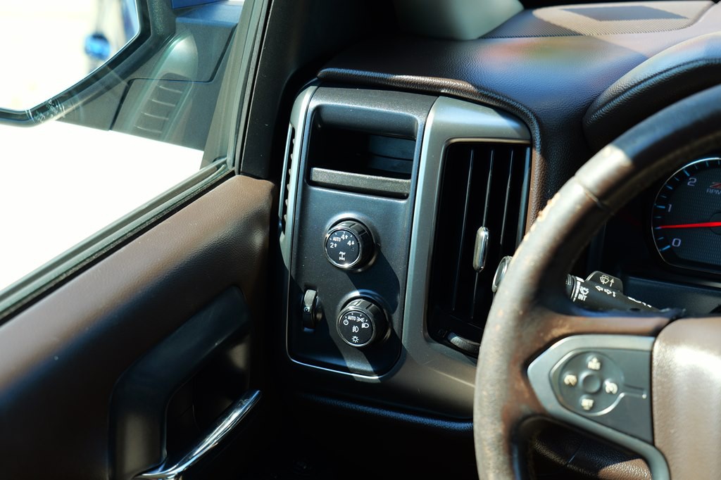 2015 Chevrolet Silverado 1500 Image 40