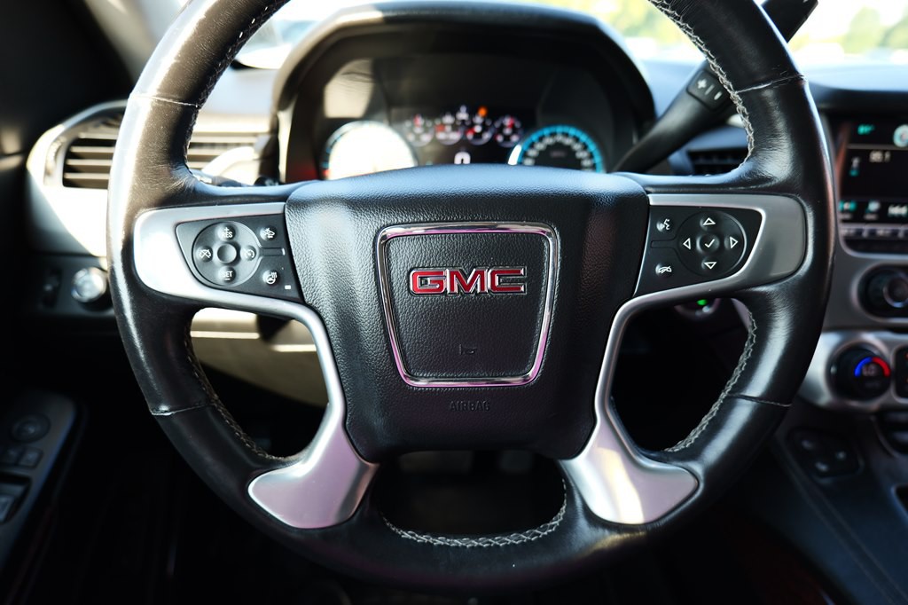 2017 GMC Yukon Image 16