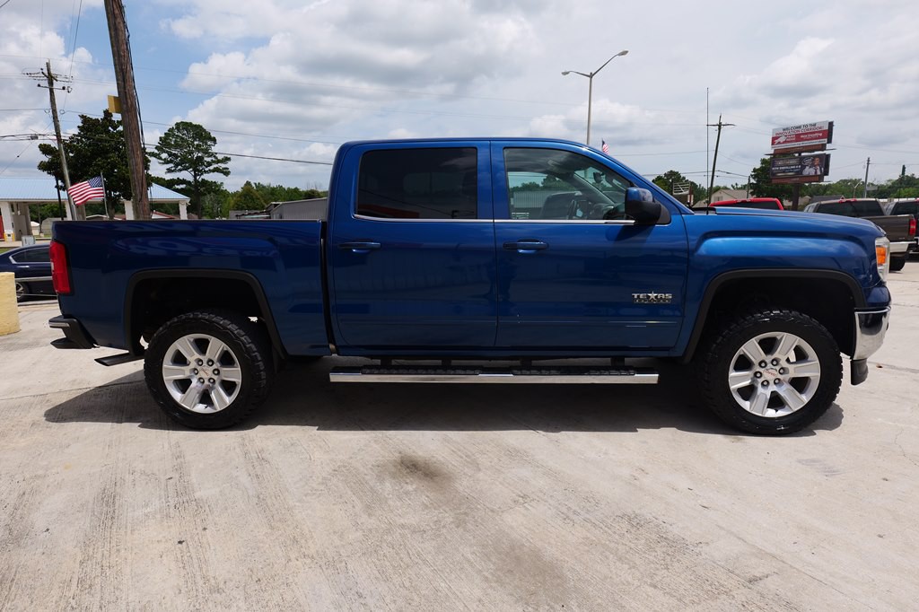 2015 GMC Sierra Image 4