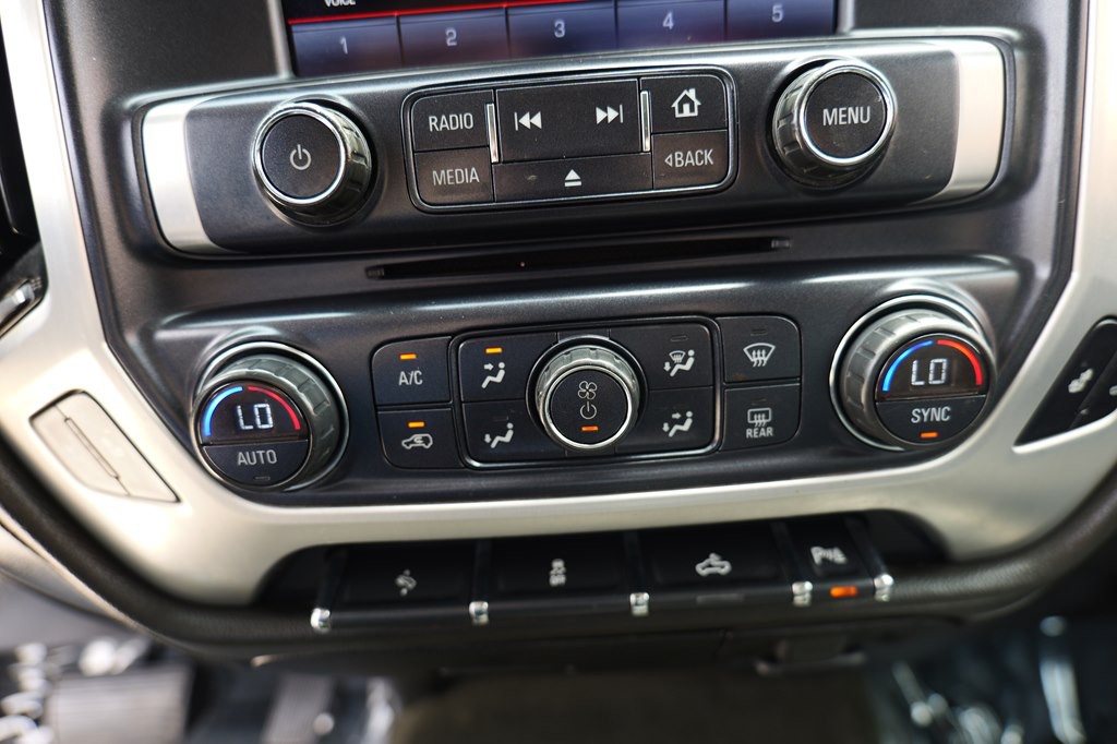 2015 GMC Sierra Image 21