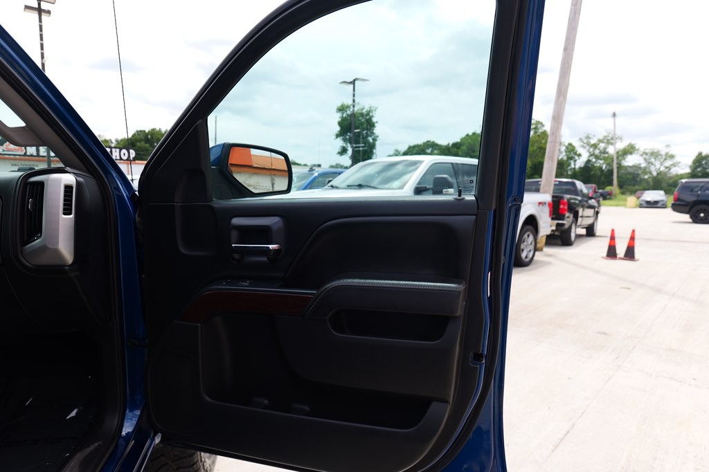 2015 GMC Sierra Image 38