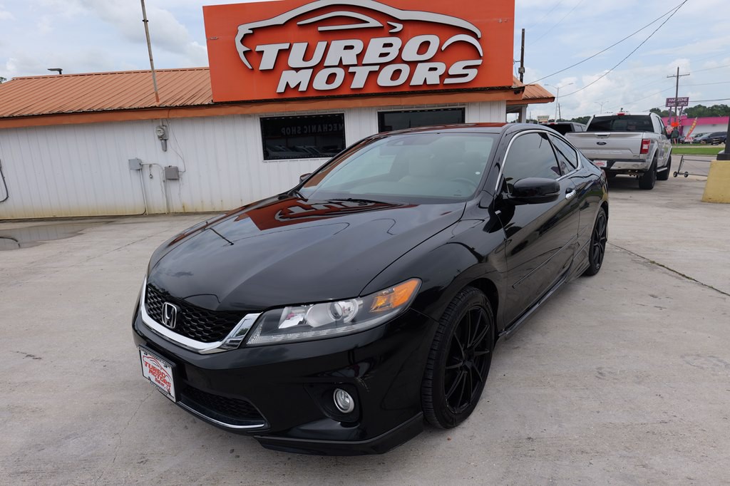 2015 Honda Accord Image 1