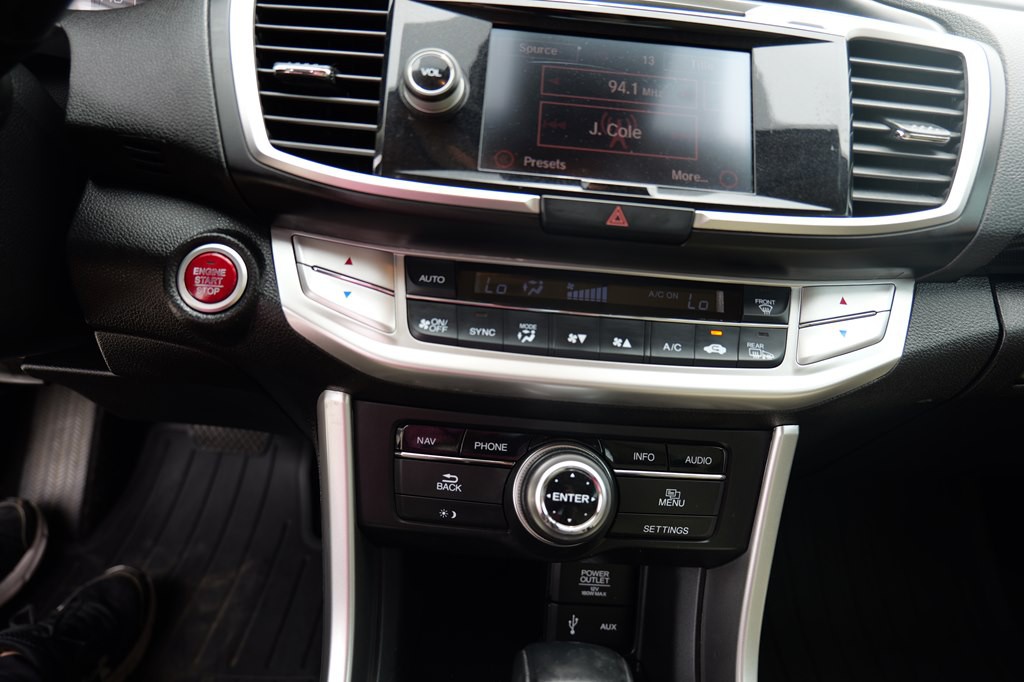 2015 Honda Accord Image 22