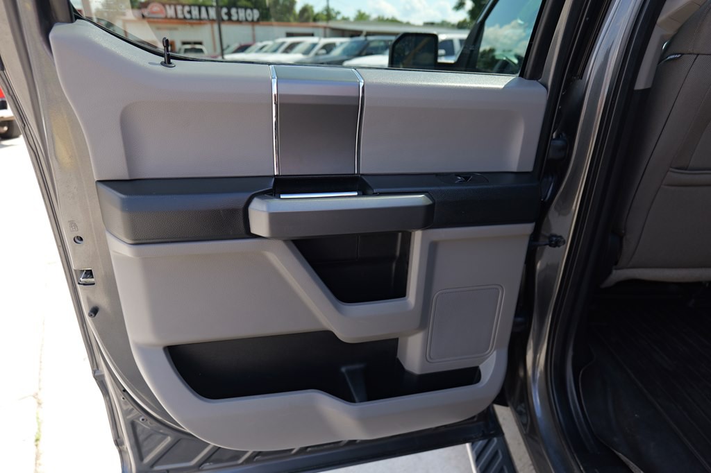 2017 Ford F-150 Image 16