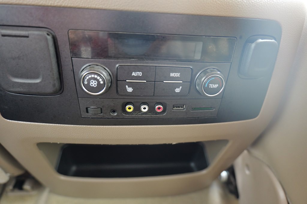 2015 Chevrolet Tahoe Image 26