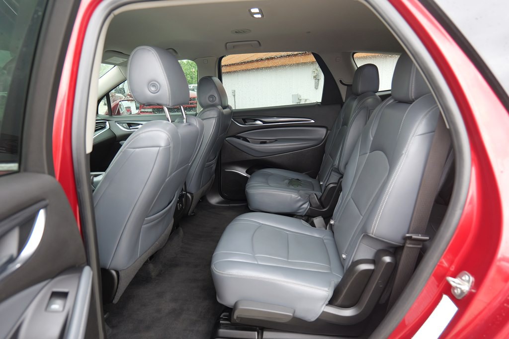 2019 Buick Enclave Image 27