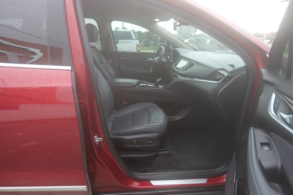2019 Buick Enclave Image 38