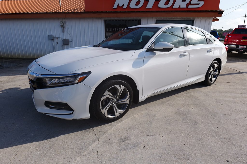 2018 Honda Accord Image 9