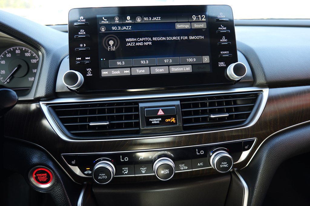 2018 Honda Accord Image 20