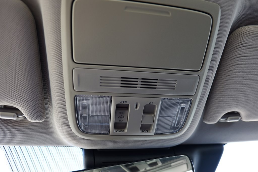 2018 Honda Accord Image 27