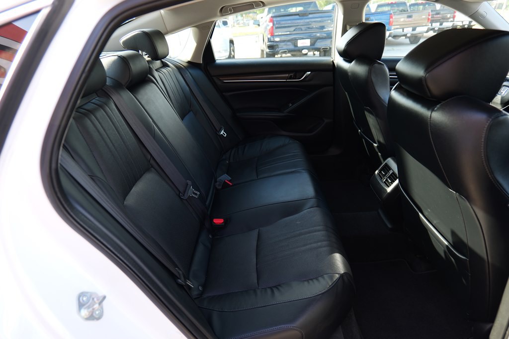 2018 Honda Accord Image 39