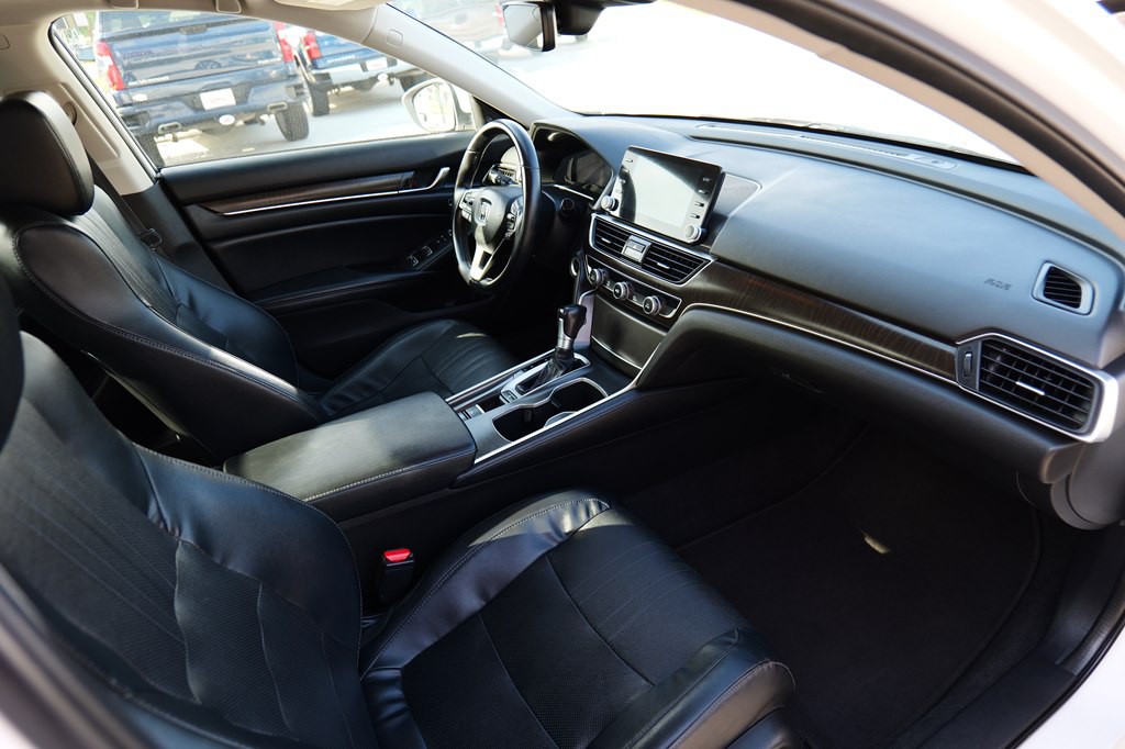 2018 Honda Accord Image 44