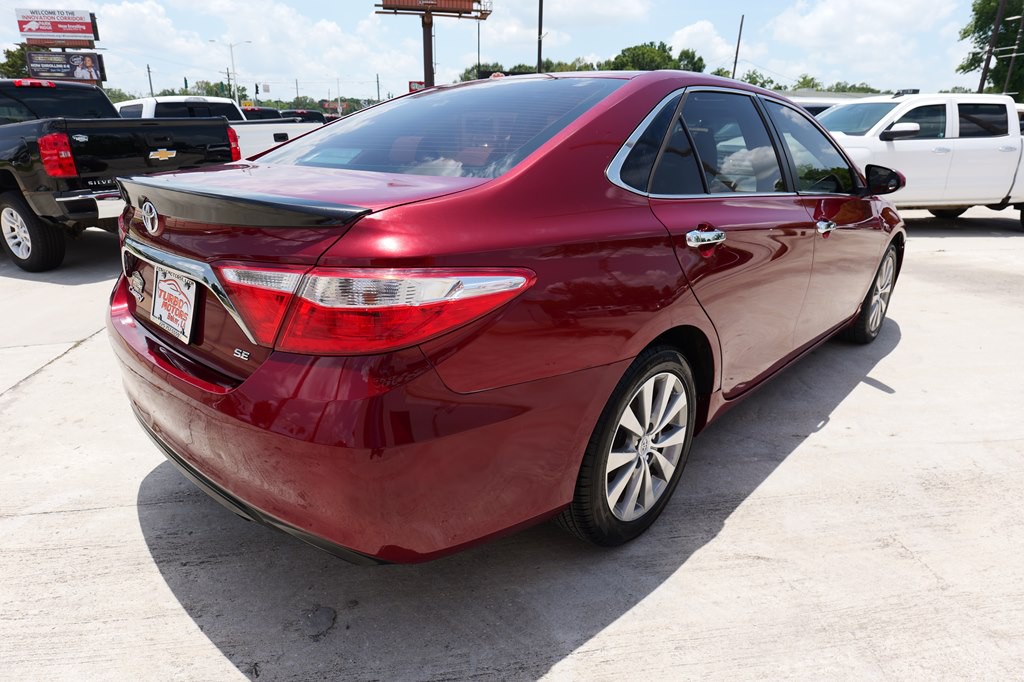 2016 Toyota Camry Image 5