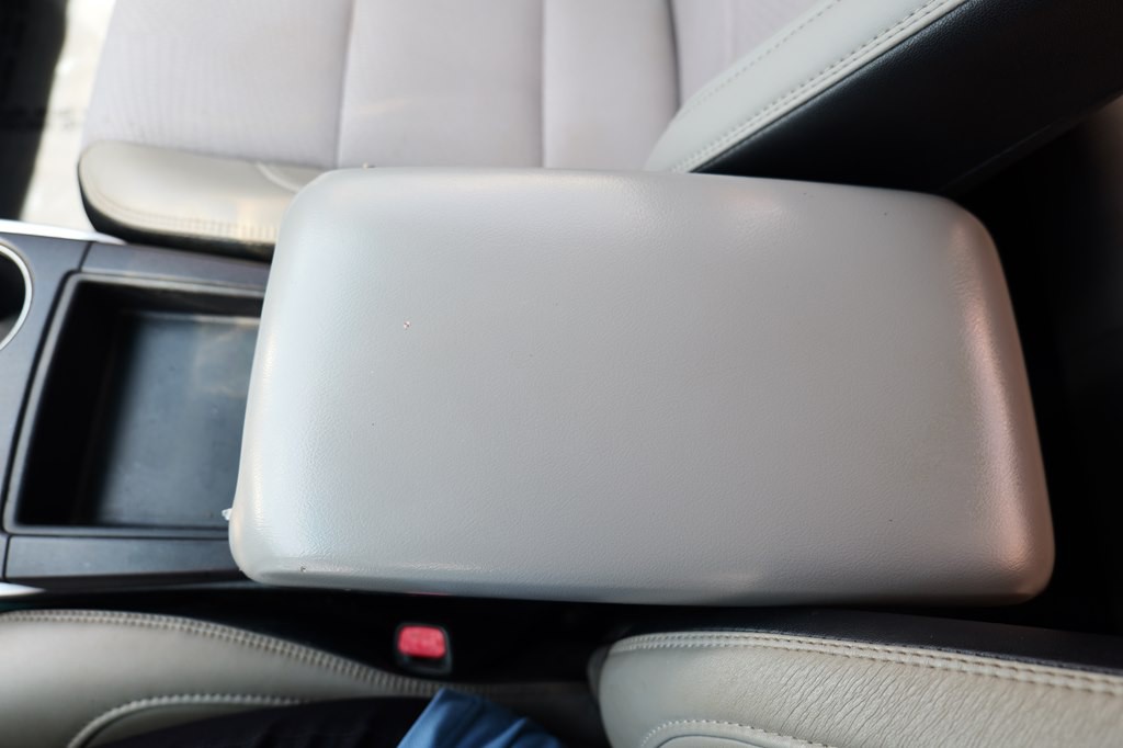 2016 Toyota Camry Image 24