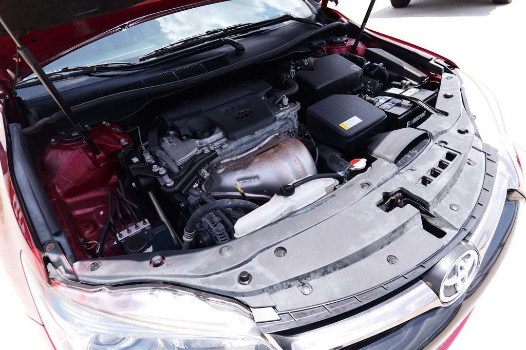 2016 Toyota Camry Image 45
