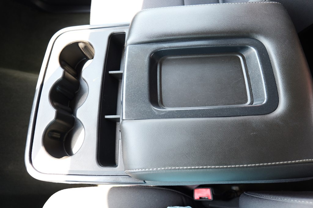 2015 GMC Sierra Image 23
