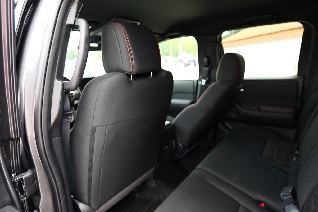 2024 Nissan Frontier Image 26
