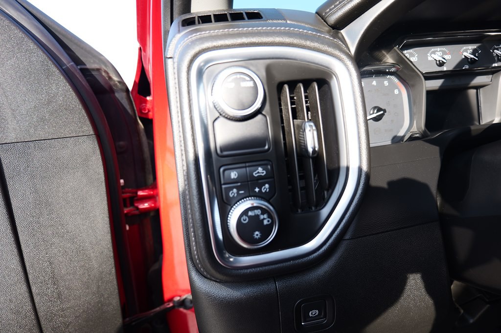 2024 Nissan Frontier Image 59