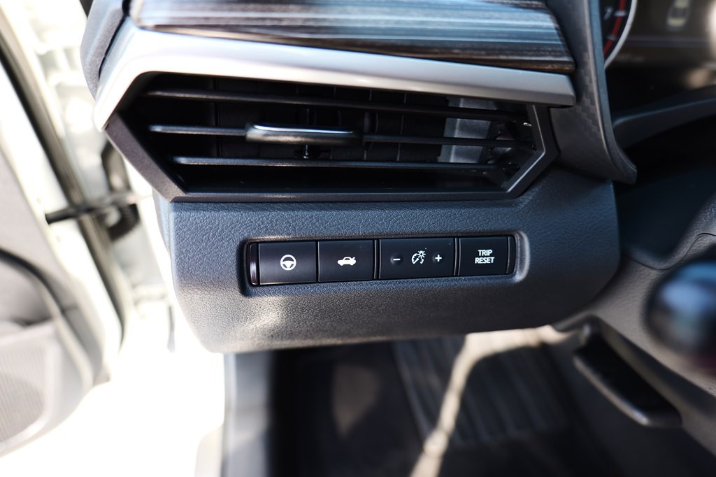 2022 Nissan Altima Image 15