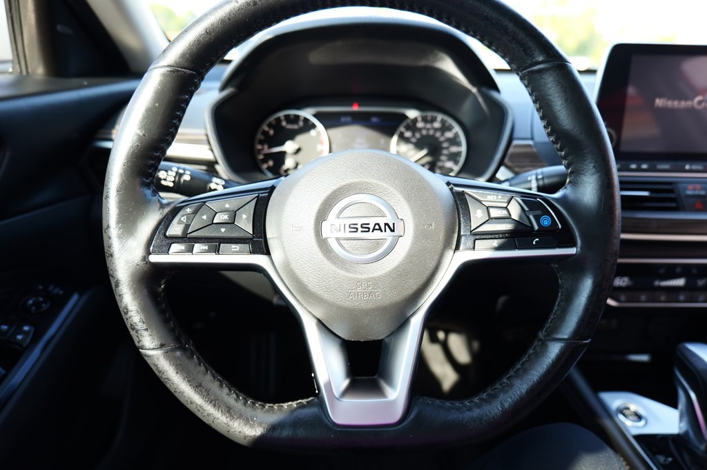 2022 Nissan Altima Image 16