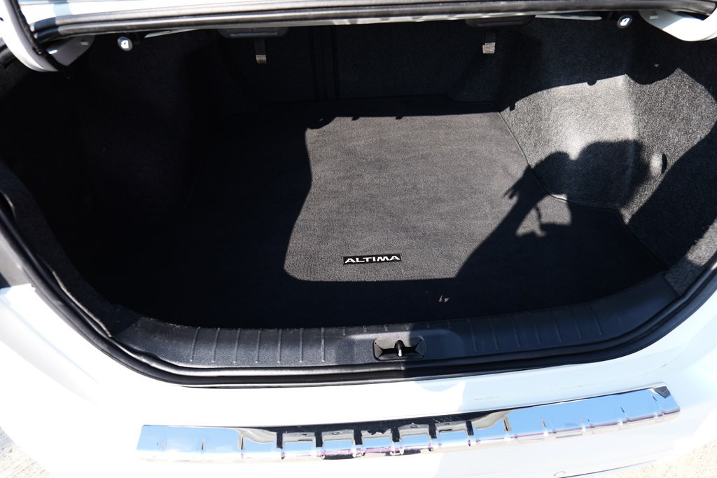 2022 Nissan Altima Image 36