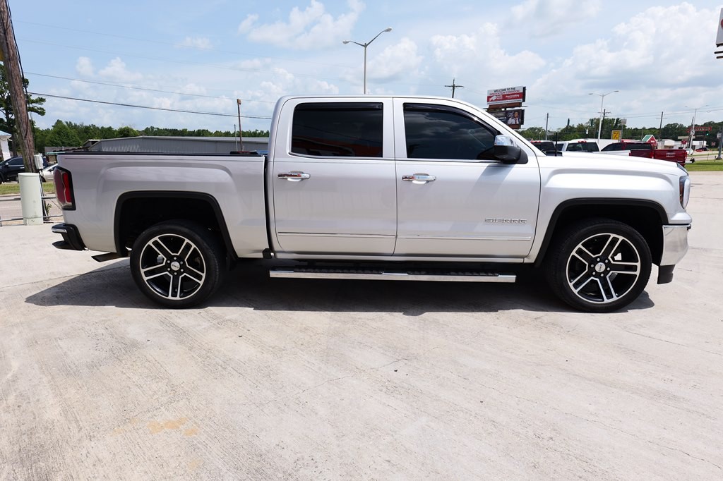 2018 GMC Sierra Image 4