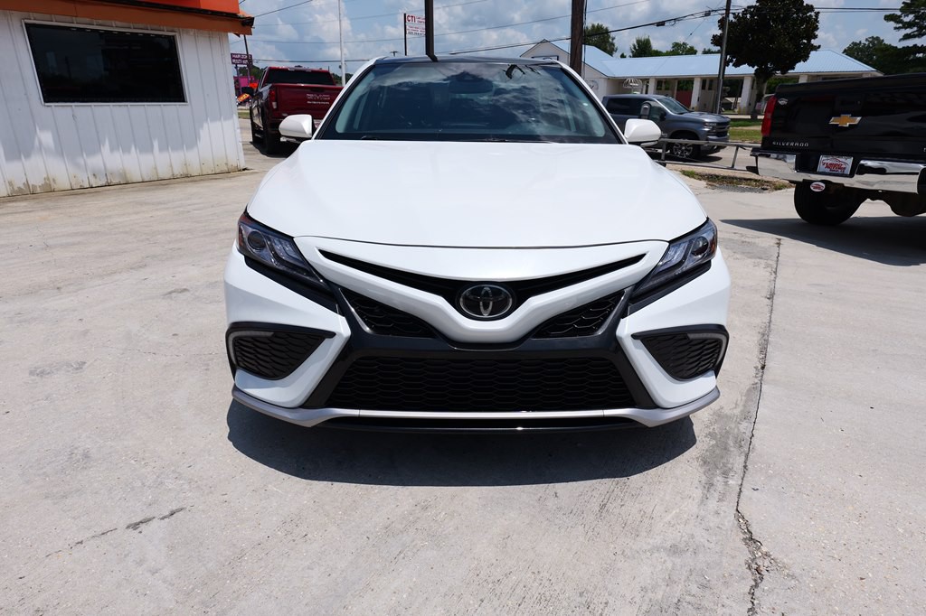2022 Toyota Camry Image 2