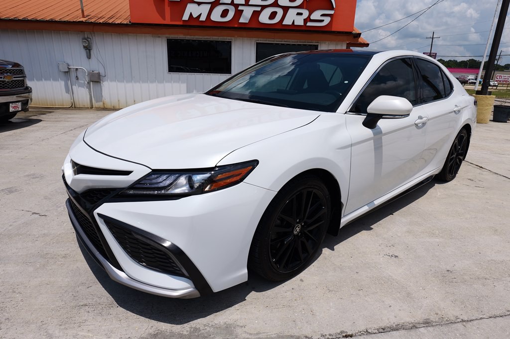 2022 Toyota Camry Image 9