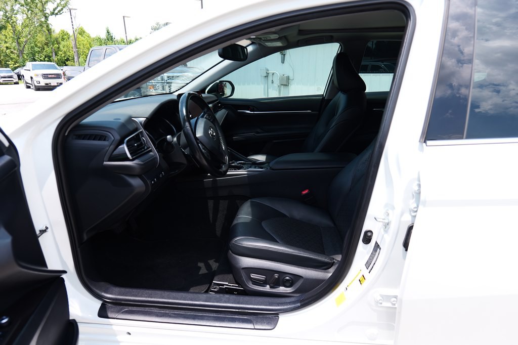 2022 Toyota Camry Image 11
