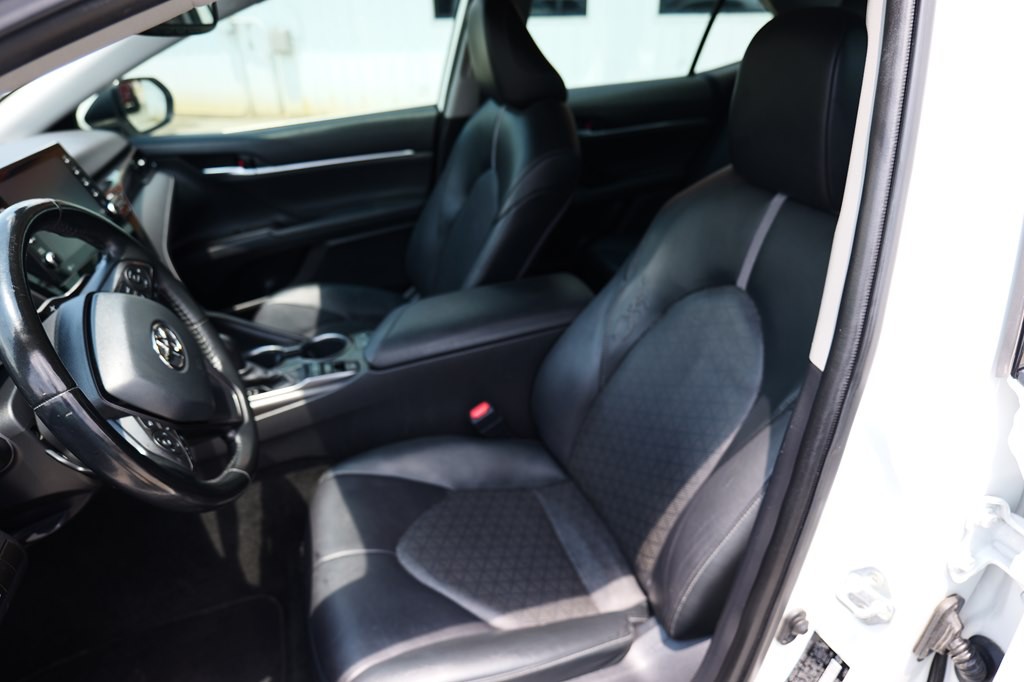 2022 Toyota Camry Image 13